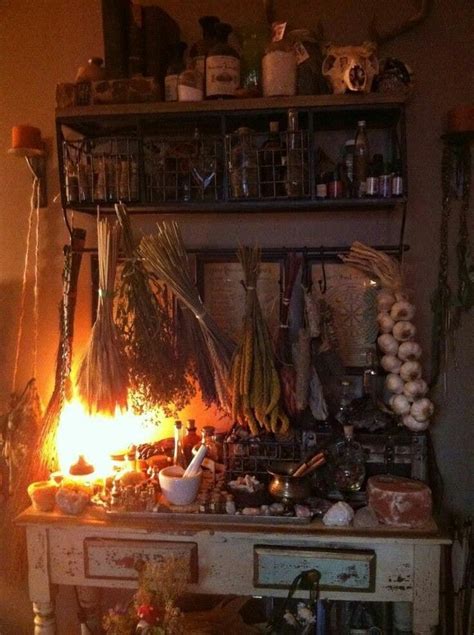 Witch kithen decor